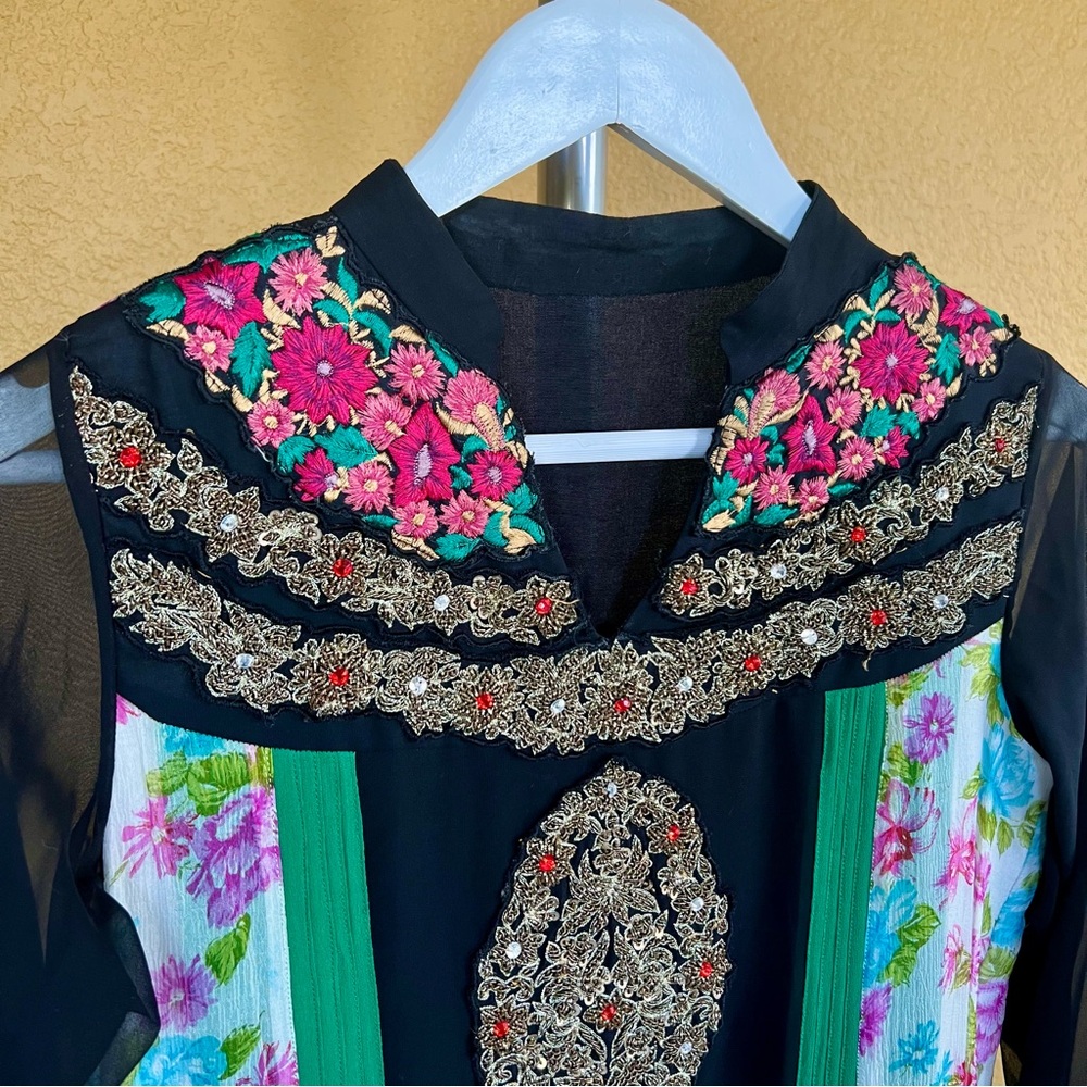 VTG. STUNNING Folk Boho Embroidered Handmade Dress - Picture 4 of 14